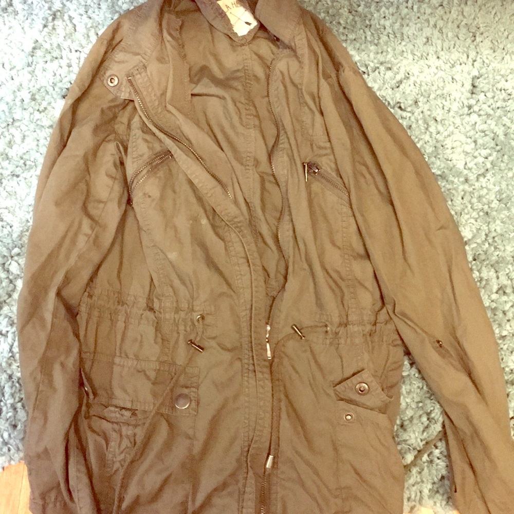 Light jacket in really good shape !